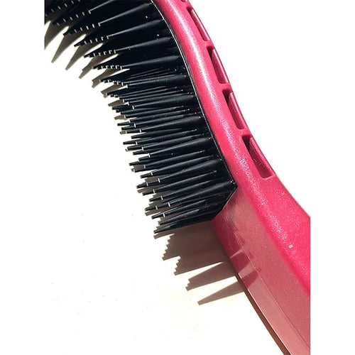 (Pink) Designed for Comfort, Created for Results. This innovative grooming brush features multi contoured bristles that gently adapt to your cats body for a stress-free brushing experience.