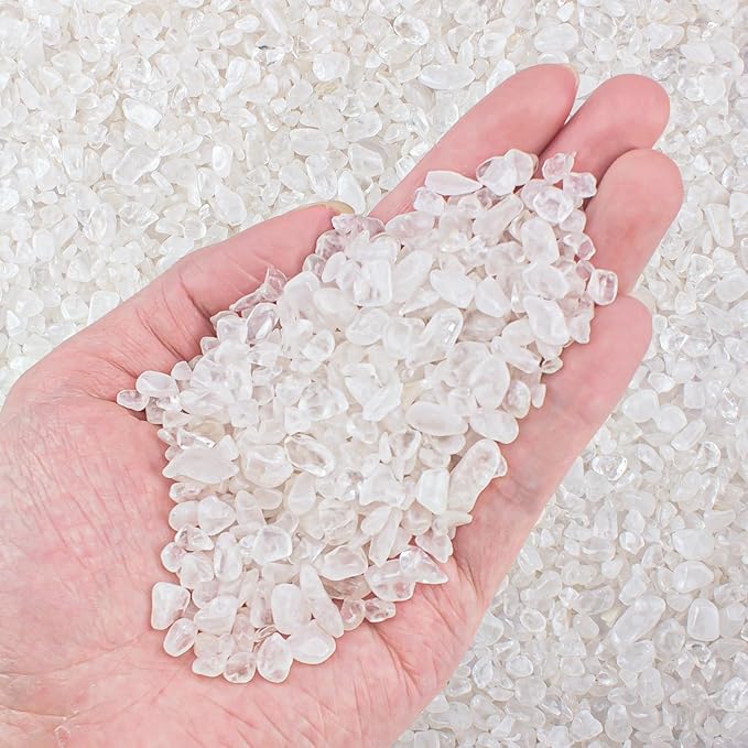 0.5 Lb/230g Clear Quartz Crystal Stone Chips Bulk, Tumbled Healing Crystal Chips Natural Gemstones Crushed Stones Decorative Vase Fillers Aquarium Gravel Rocks, 3-5mm